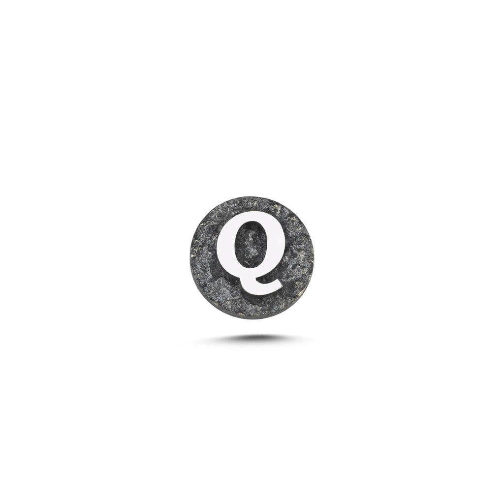 Q Harfi Manyetik Charm - Dark Silver