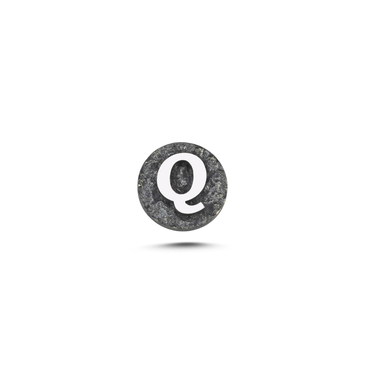 Q Harfi Manyetik Charm - Dark Silver