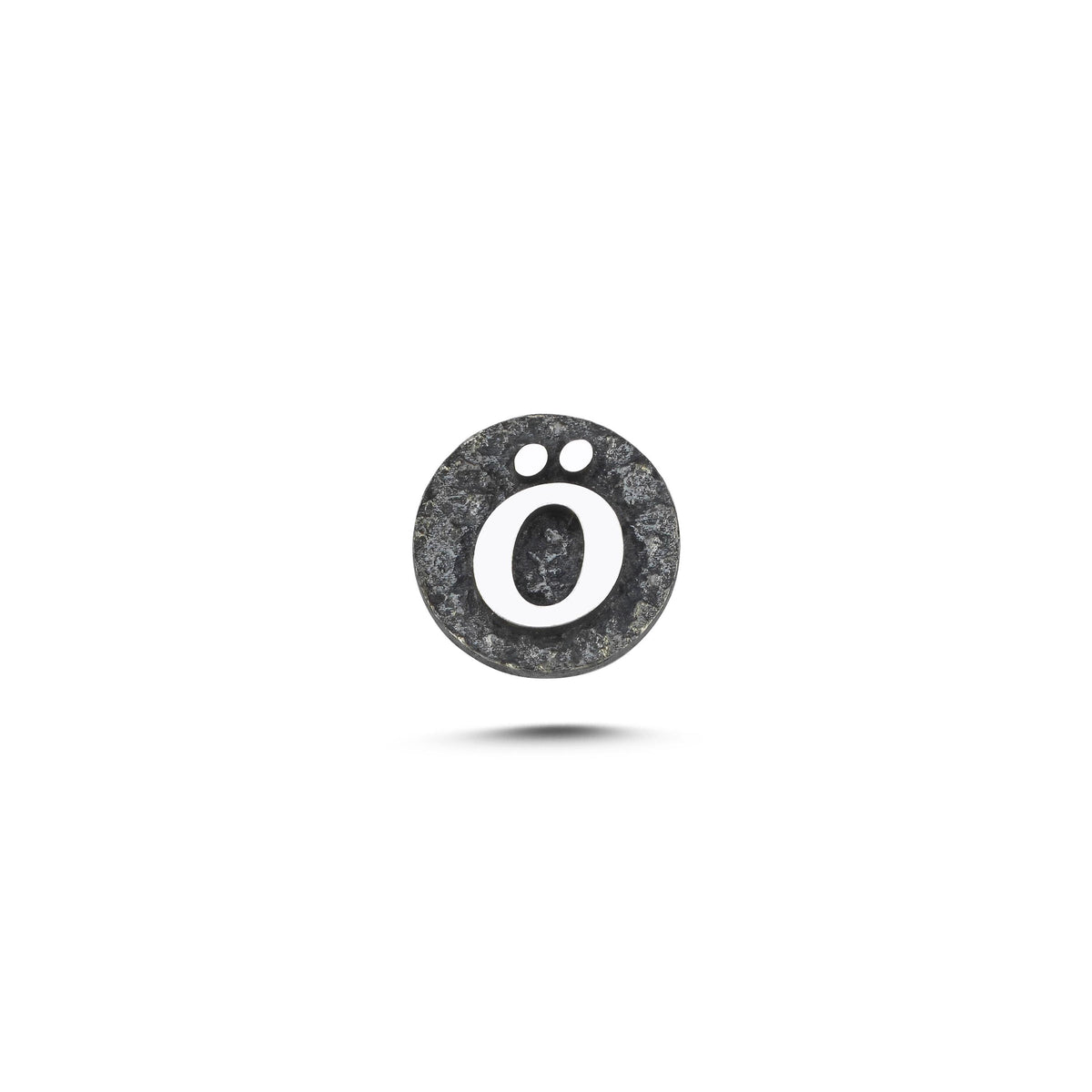 Ö Harfi Manyetik Charm - Dark Silver